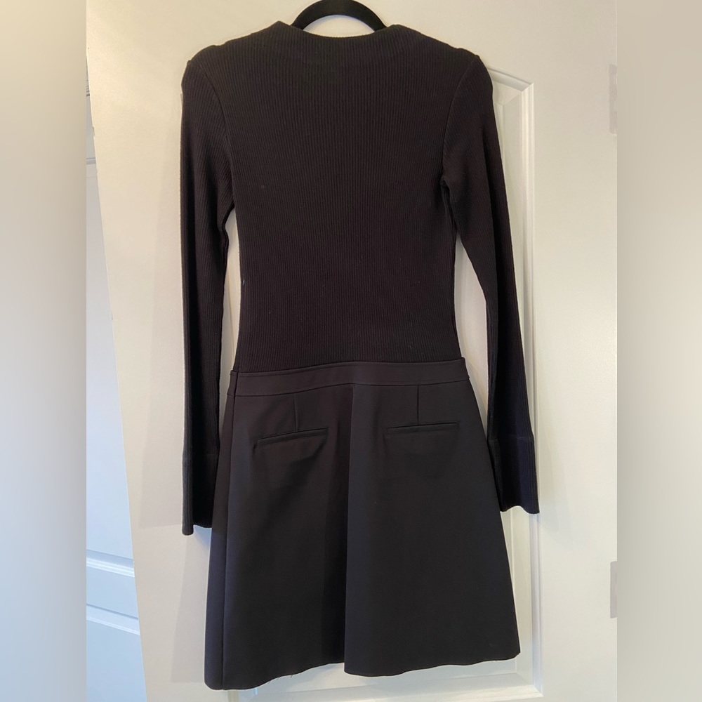 Women’s theory dress size 6